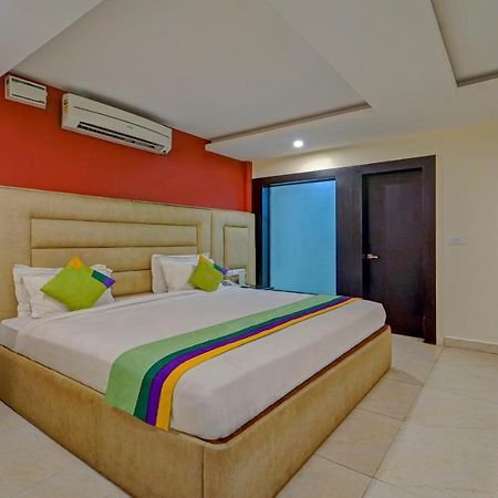 Treebo Elan Hotel เชนไน ภายนอก รูปภาพ