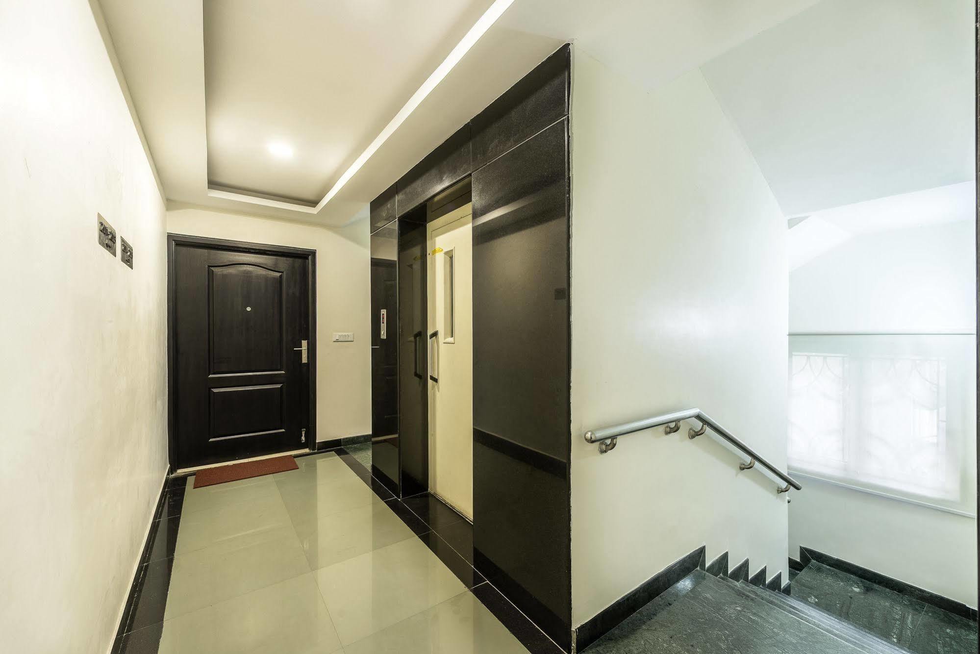 Treebo Elan Hotel เชนไน ภายนอก รูปภาพ